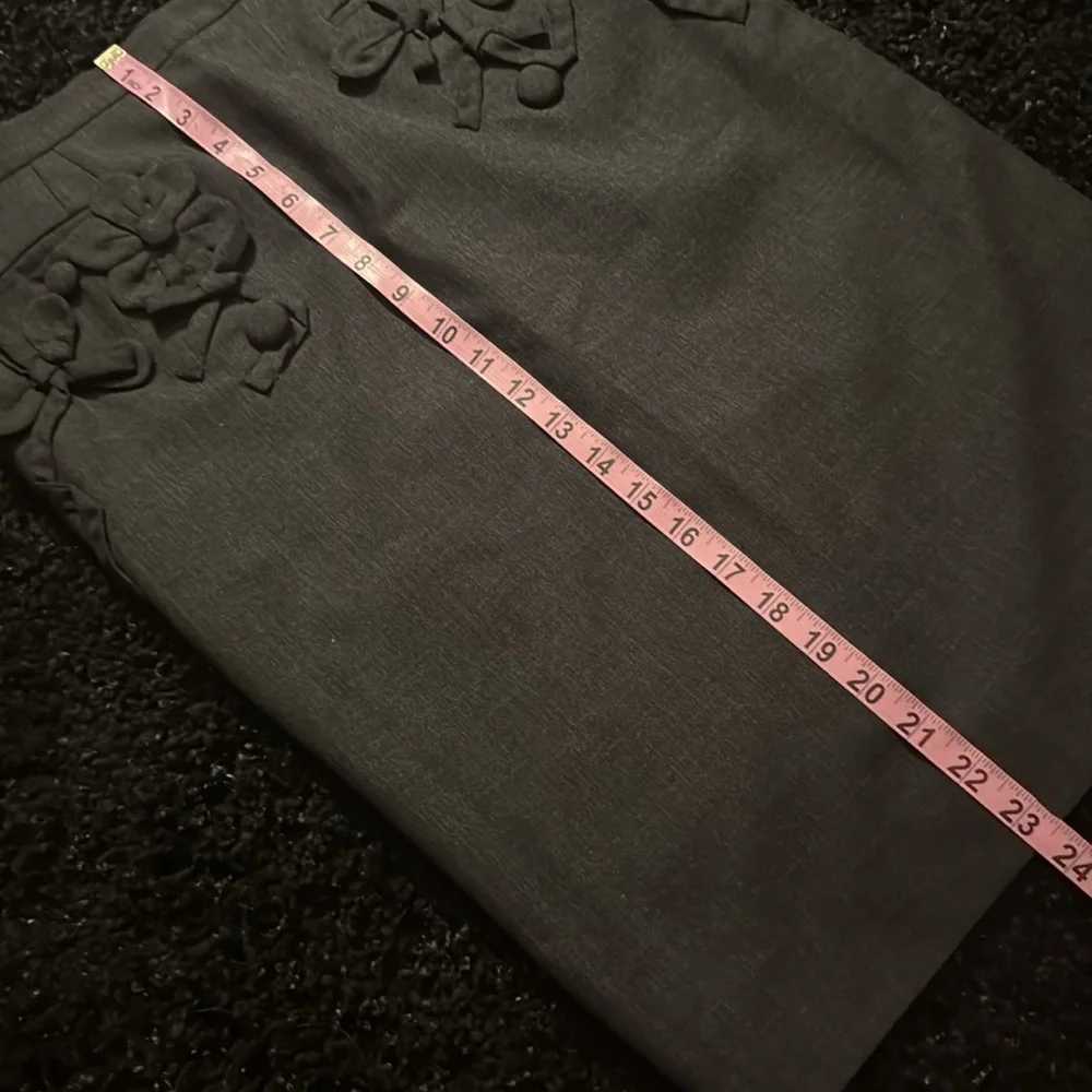 Moschino Cheap and Chic Floral Appliqué Pencil Skirt Dark Grey Size Small - Picture 9 of 11